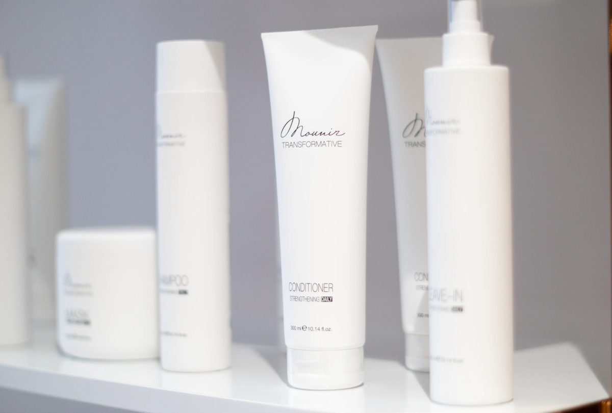 Interieur van House of Lush beauty salon in Utrecht Centrum - Moderne behandelkamers en styling stations